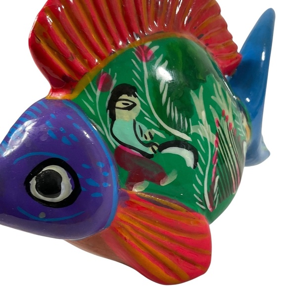 Colorful Mexican Folk Art Hand Painted Ceramic Fish Figurine 7” x 5” - Picture 2 of 12